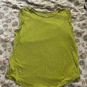 Green flowy t shirt